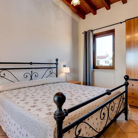 度假居 Casa Degli Ulivi Moniga del Garda